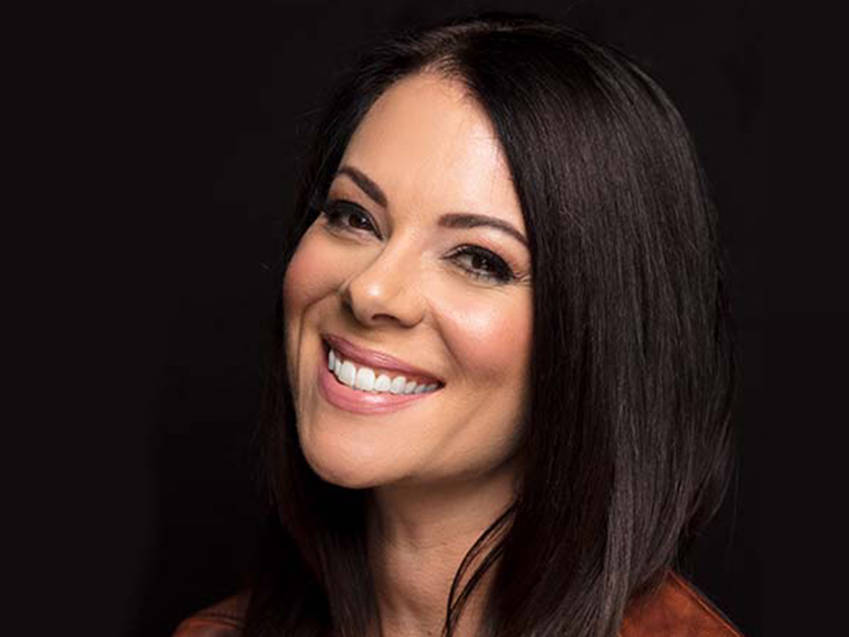 portrait of Tara Slone